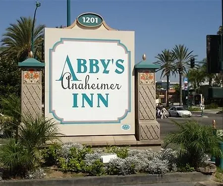 Abby'S Anaheimer Inn - Across Disneyland Park